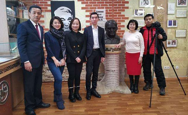 赤峰学院队荣获自治区大学生汉语听写冠军